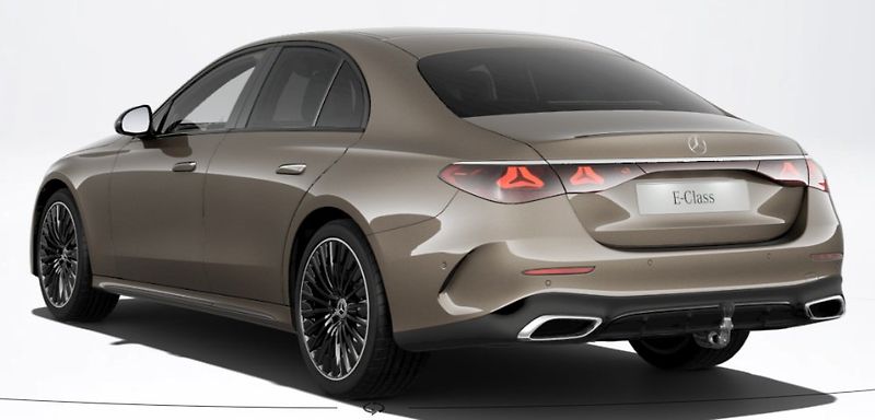 Mercedes-Benz Třídy E (2026) 220 d 4MATIC Linie AMG - fotka 3 z 8