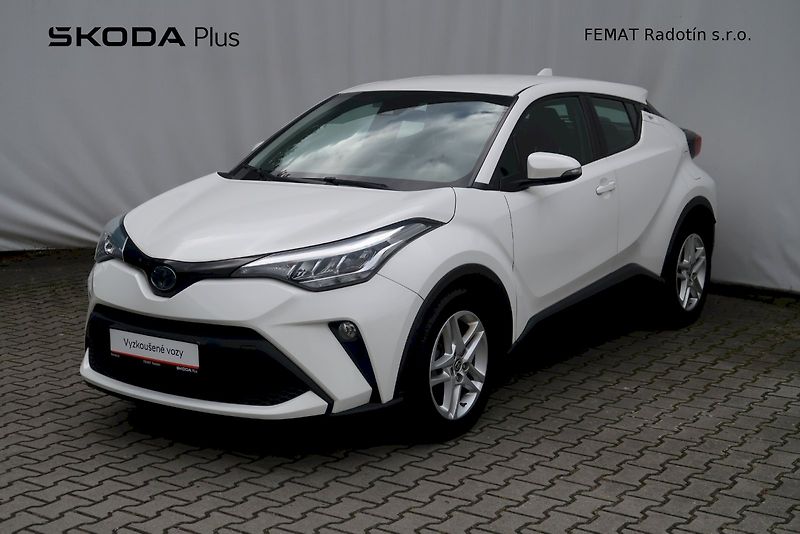 Toyota C-HR (2022) 1,8 Hybrid 90kW e-CVT Comfort - fotka 27 z 34