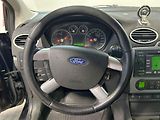 Ford Focus (2005) 1.6TDCi, AC, výhřev sed - náhled 15