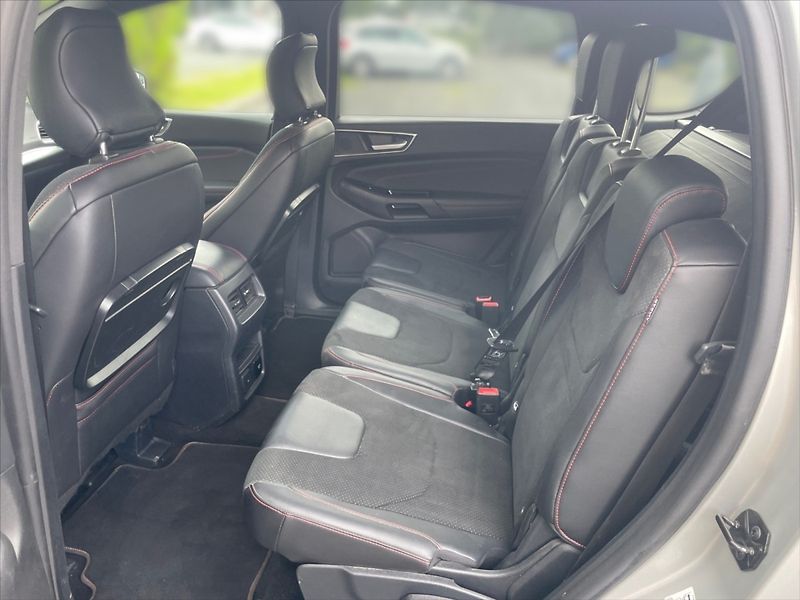 Ford S-MAX 2,5 DT HEV ST-Line AT - fotka 8 z 11