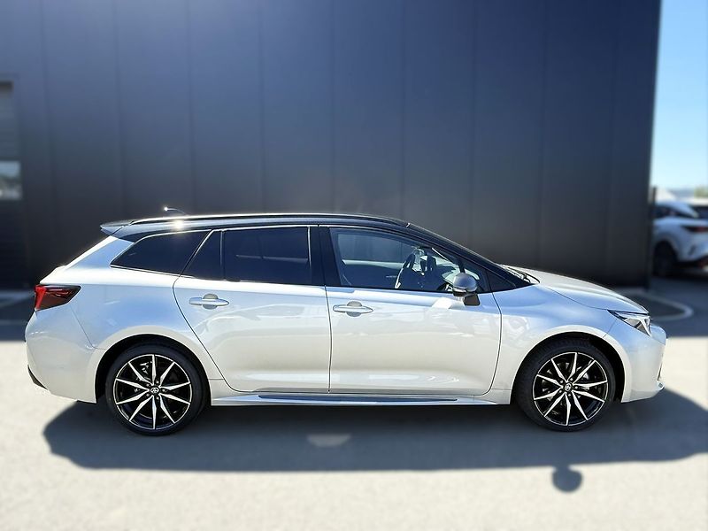 Toyota Corolla (2025) GR Sport - fotka 3 z 6
