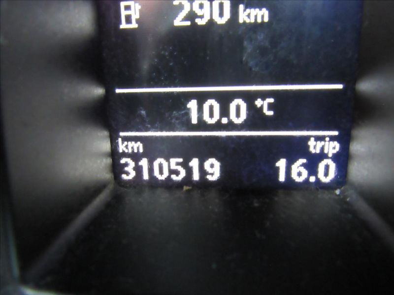 Škoda Superb 1,9 TDi 77kW Combi - fotka 14 z 30