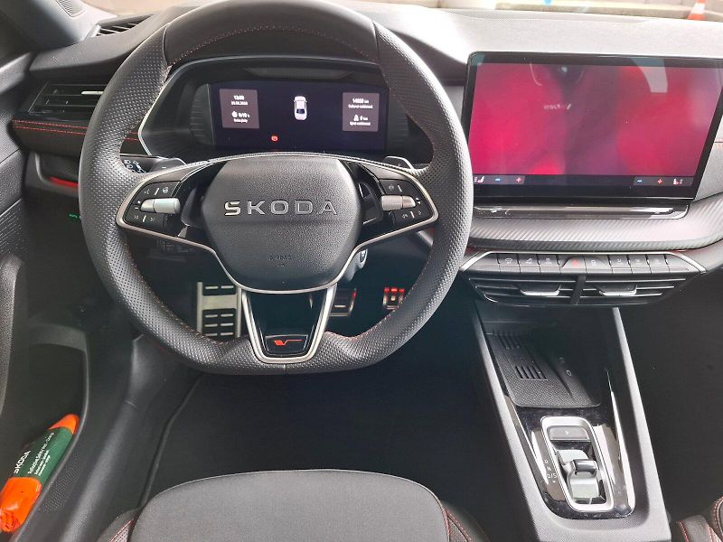 Škoda Octavia (2025) RS TS 195/2.0 A7F - fotka 5 z 22