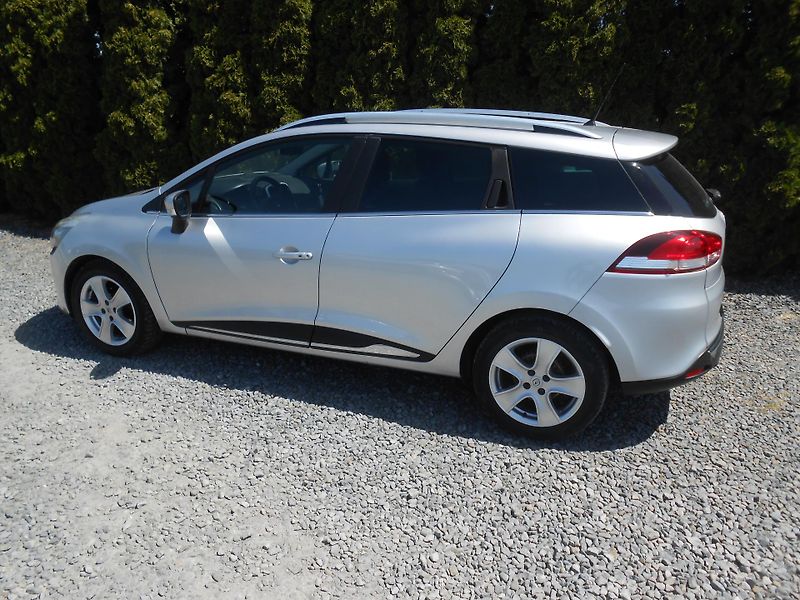 Renault Clio COMBI, 1,5dcI, navi, chrom - fotka 24 z 26