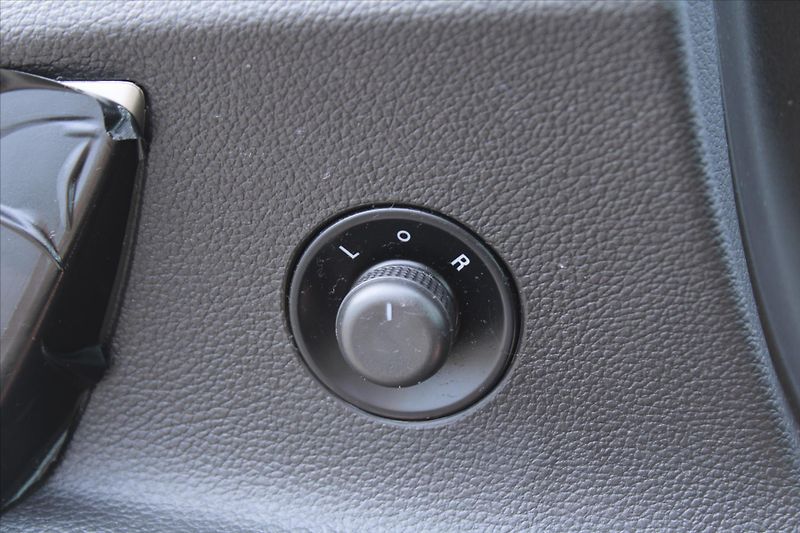 Opel Astra 1.4T 103kW SERVISNÍ KNIHA - fotka 24 z 25