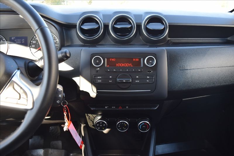 Dacia Duster 1,6 SCe 84KW 1 MAJITEL, TAŽNÉ - fotka 35 z 42