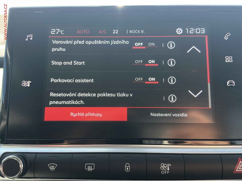 Citroën C4 Cactus (2019) 1.2PT, 2.maj,ČR, AC, temp. - fotka 15 z 21