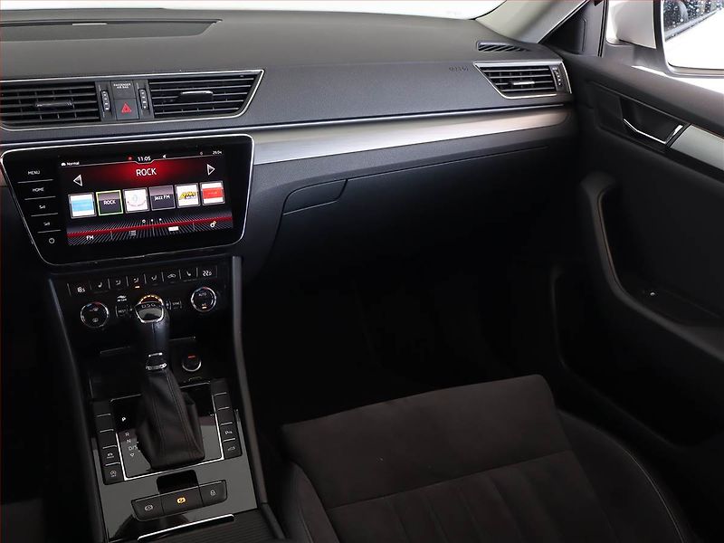 Škoda Superb (2018) 2.0 TDI, Automat, Kůže, Navi - fotka 8 z 25