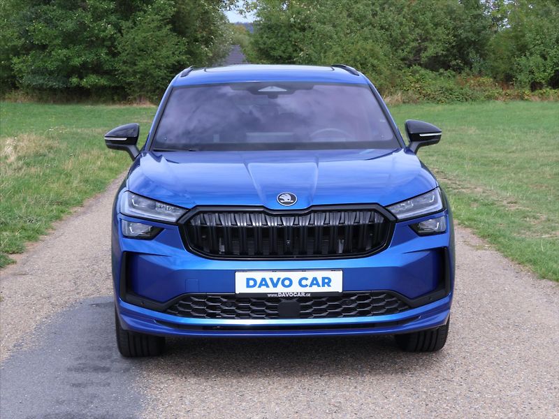 Škoda Kodiaq 2,0 TDi Sportline DSG 4x4 7-Mí - fotka 2 z 33