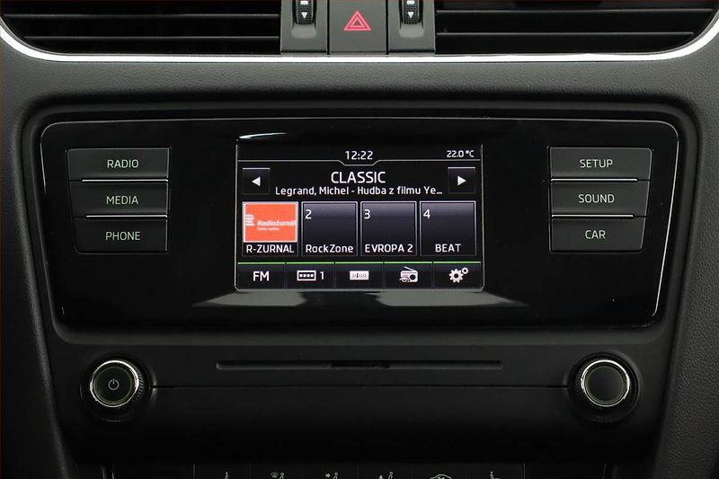 Škoda Octavia (2015) 1.6 TDI, Serv.kniha, Xenony - fotka 15 z 23