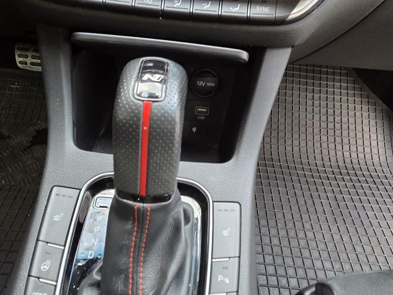 Hyundai i30 1.5N-LINE-V ZÁRUCE-DPH-AUTOMAT - fotka 13 z 16