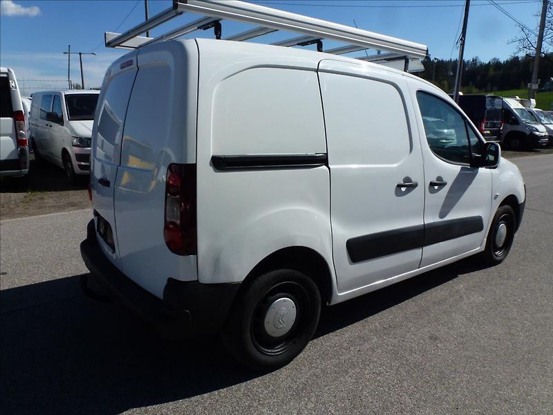 Citroën Berlingo 1,6 HDi 75 L1 X Střešní zahrád - fotka 7 z 40