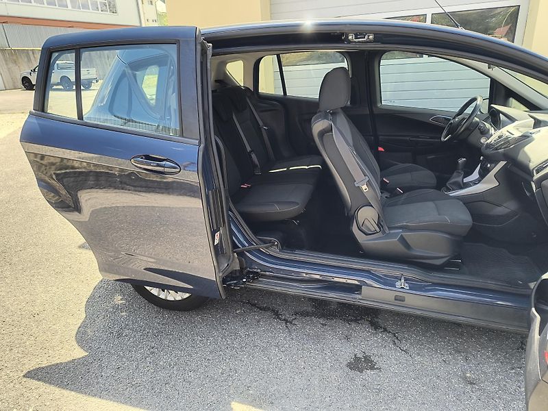 Ford B-MAX (2014) 1.4 66KW/VYHŘ.SED+SKLO/AC/ESP - fotka 18 z 54