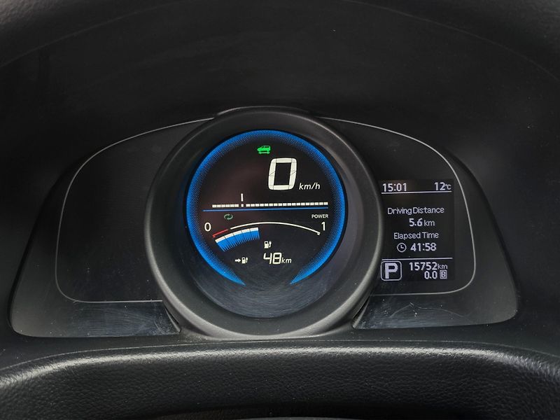 Nissan e-NV200 (2018) 80kW , Výhřev sed. - fotka 15 z 19