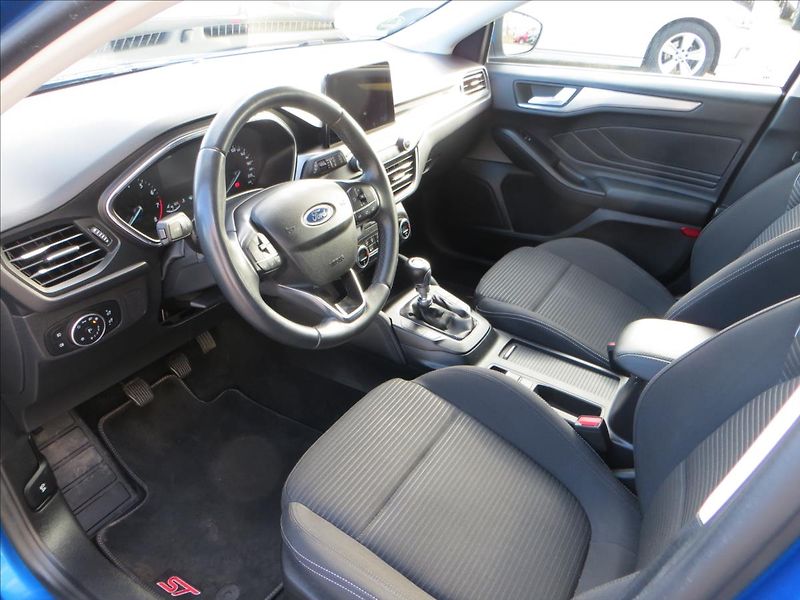 Ford Focus 1,0 EcoBoost 114kW Titanium ČR - fotka 12 z 25