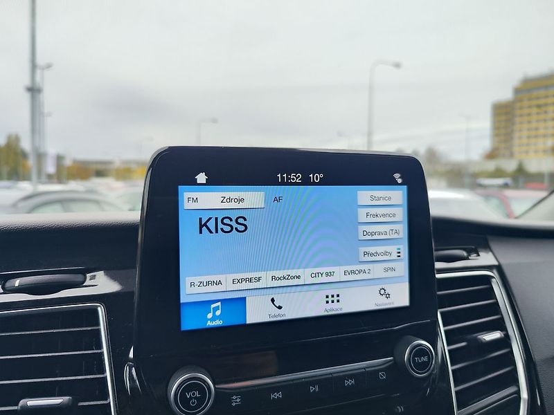 Ford Tourneo Custom 2.0 EcoBlue/125kW Titanium L2 - fotka 18 z 30