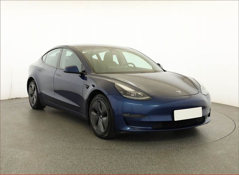 Tesla Model 3 (2021) Long Range 4WD 74kWh - fotografie inzerátu