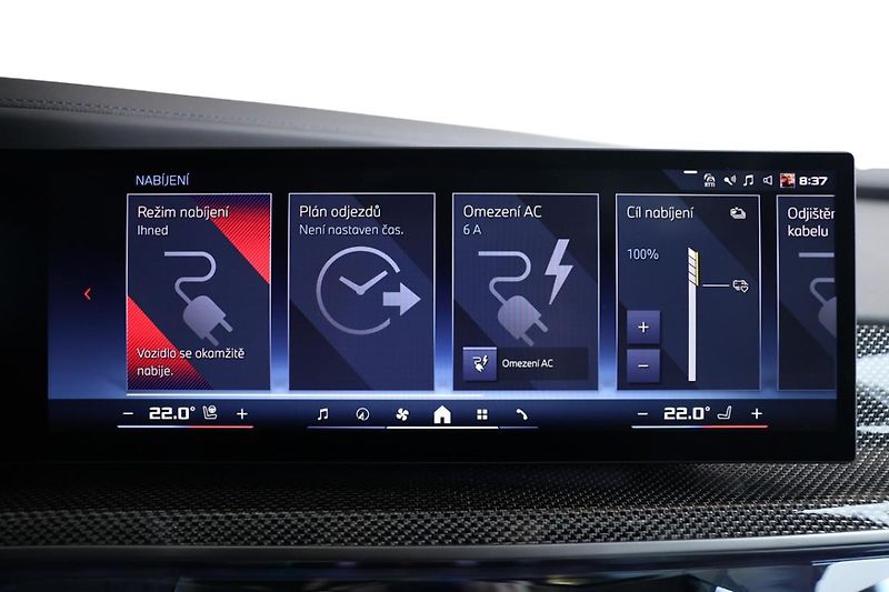 BMW i7 M70 - fotka 20 z 38