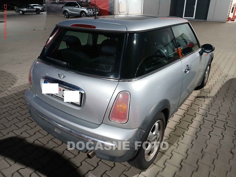 Mini Cooper (2003) 1.6i, STK5/28 - fotka 2 z 3