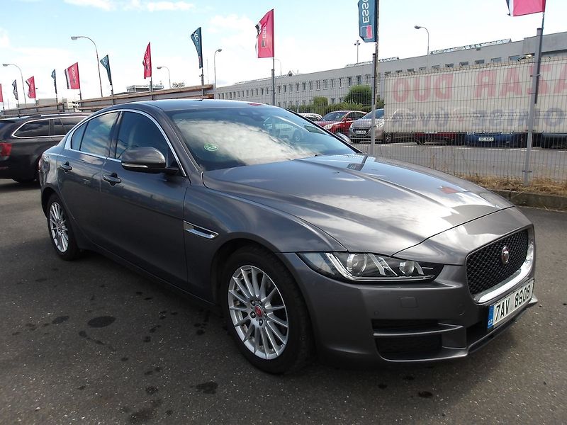 Jaguar XE 2,0D 120kW NAJ:133000km !!! - fotka 5 z 34
