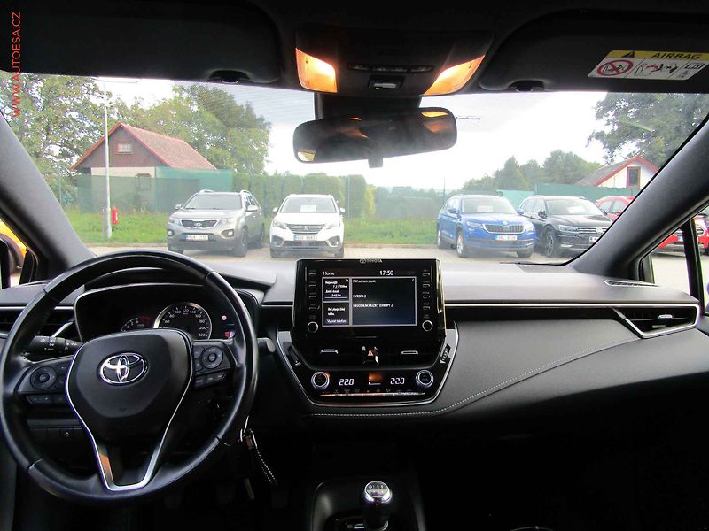 Toyota Corolla (2019) 1.2i, 2.maj,ČR, LED, TZ, ČR - fotka 7 z 19