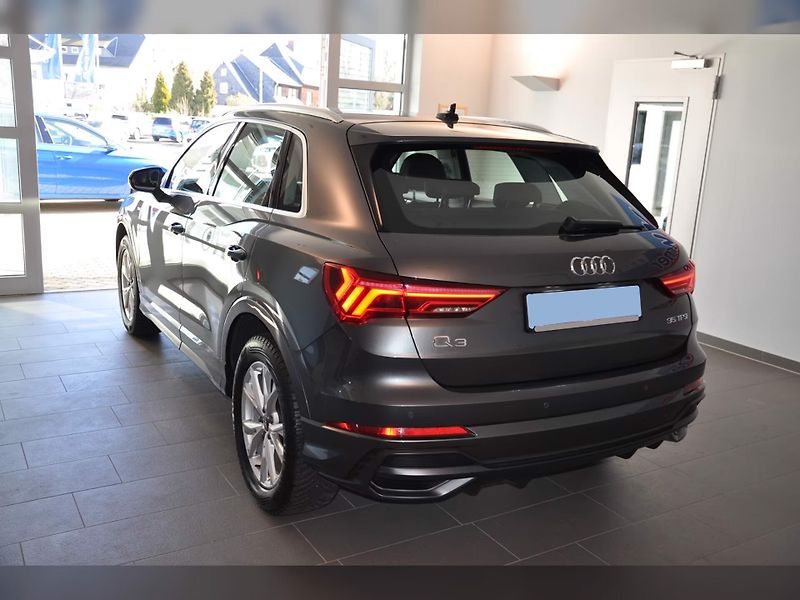 Audi Q3 35TFSI S-Line Ad.Temp LED AC - fotka 4 z 16
