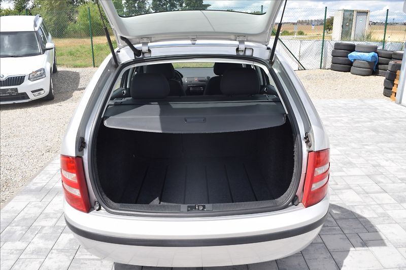 Škoda Fabia 1,4 i 55KW NOVÁ STK AUTOMAT - fotka 24 z 44