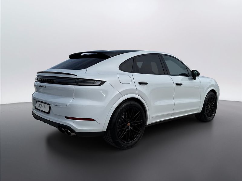 Porsche Cayenne S Coupé - fotka 7 z 30