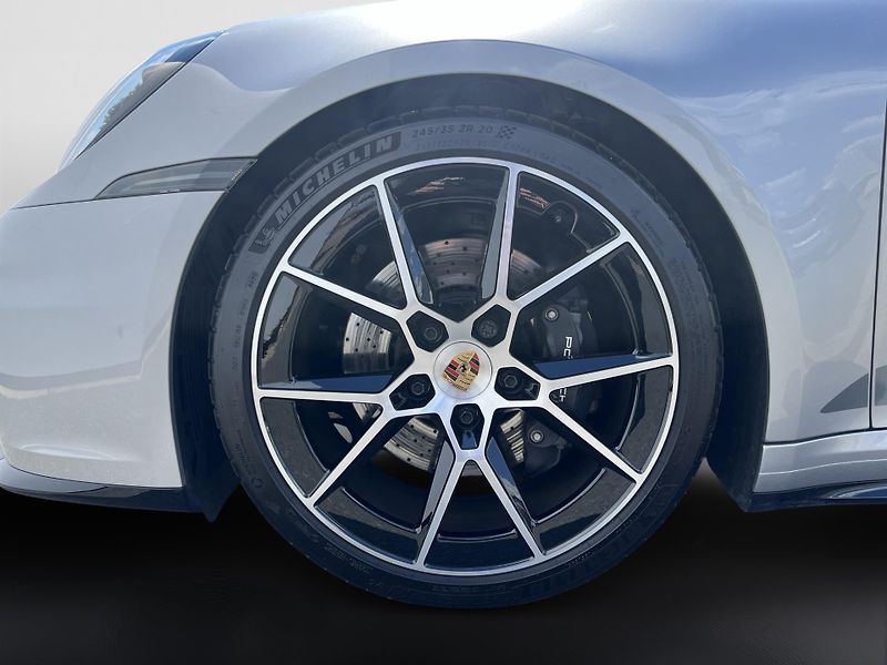 Porsche 911 Carrera T - fotka 13 z 26
