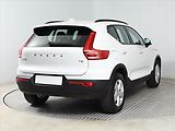 Volvo XC40 (2022) T2 - náhled 4