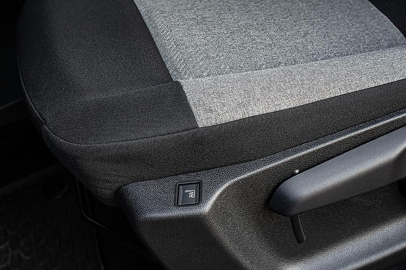 Citroën Berlingo (2026) 1,5 XL PLUS + kamera +vyhř.sed - fotka 9 z 17