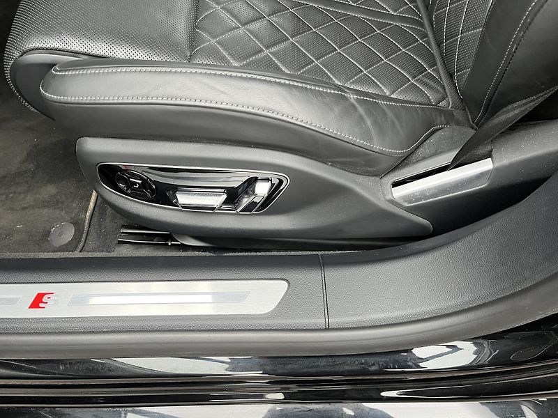 Audi S8 (2023) 4.0TFSi V8 420kW - FULL výbava - fotka 26 z 27