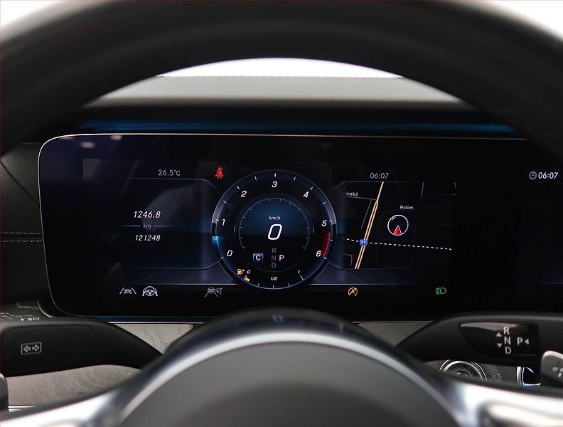 Mercedes-Benz CLS (2019) 350 d 4MATIC - fotka 11 z 32