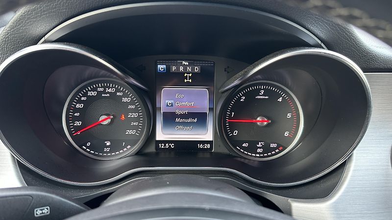 Mercedes-Benz Třídy X (2019) X350 CDI - fotka 15 z 19