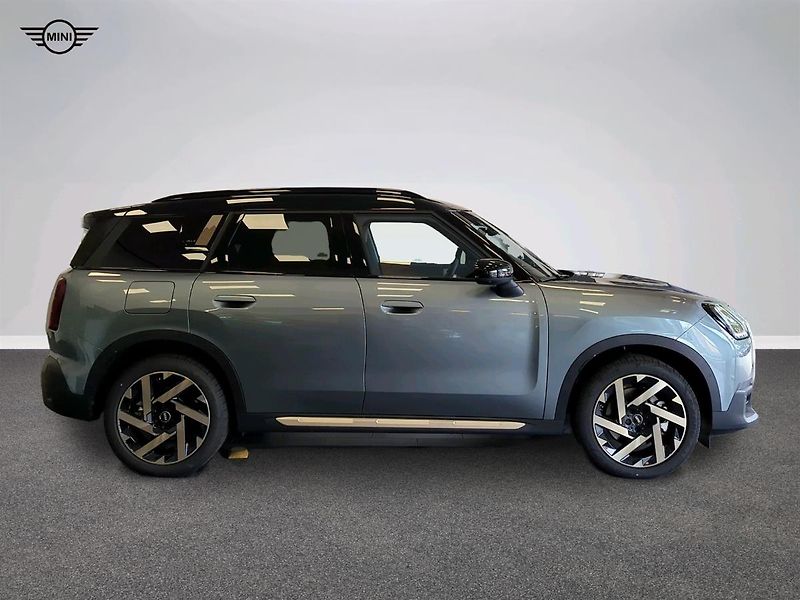 Mini Countryman S ALL4 - fotka 4 z 16