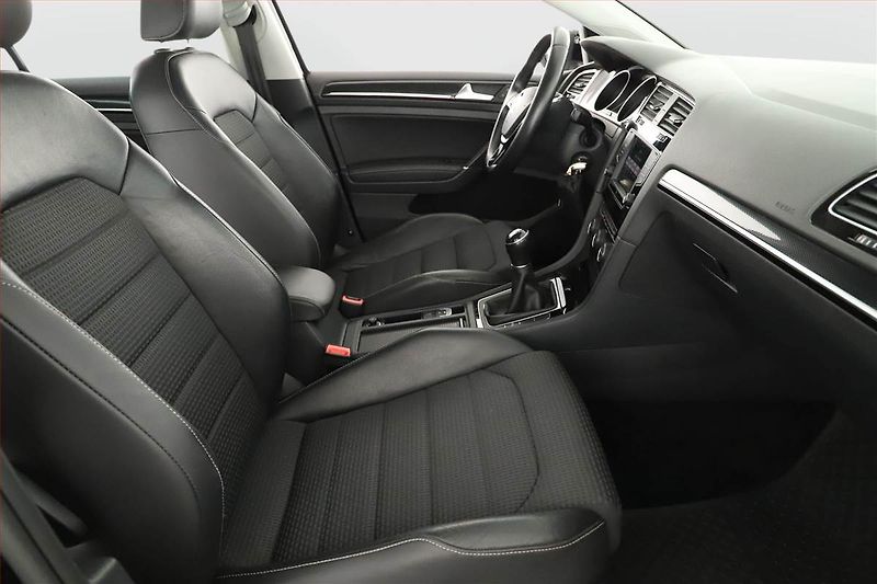 Volkswagen Golf (2016) 1.4 TSI, Serv.kniha, Kůže - fotka 7 z 15