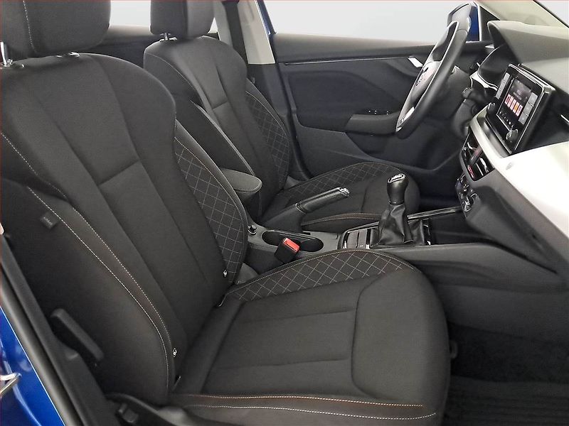 Škoda Scala (2020) Ambition 1.0 TSI, ČR,1.maj - fotka 9 z 16