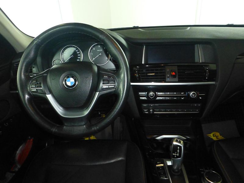 BMW X3 (2017) 2,0D-140KW*KAMERA*NAVI*ČR-1MAJ - fotka 21 z 32