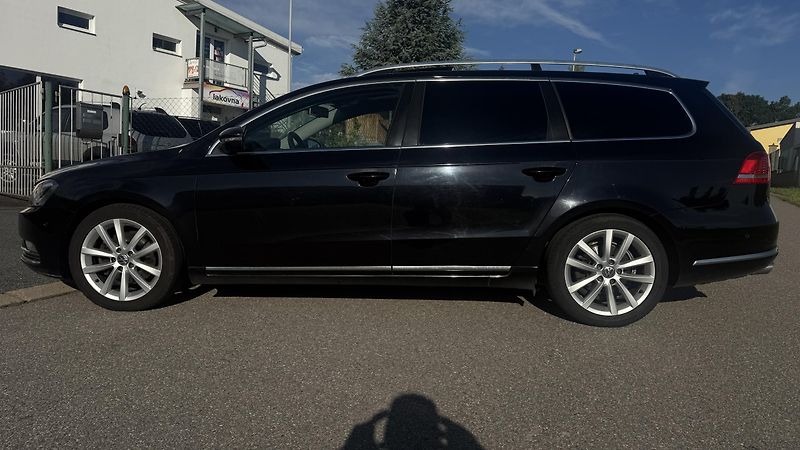 Volkswagen Passat Variant (2013) 2.0TDI 130KW DSG 4MOTION - fotka 10 z 30