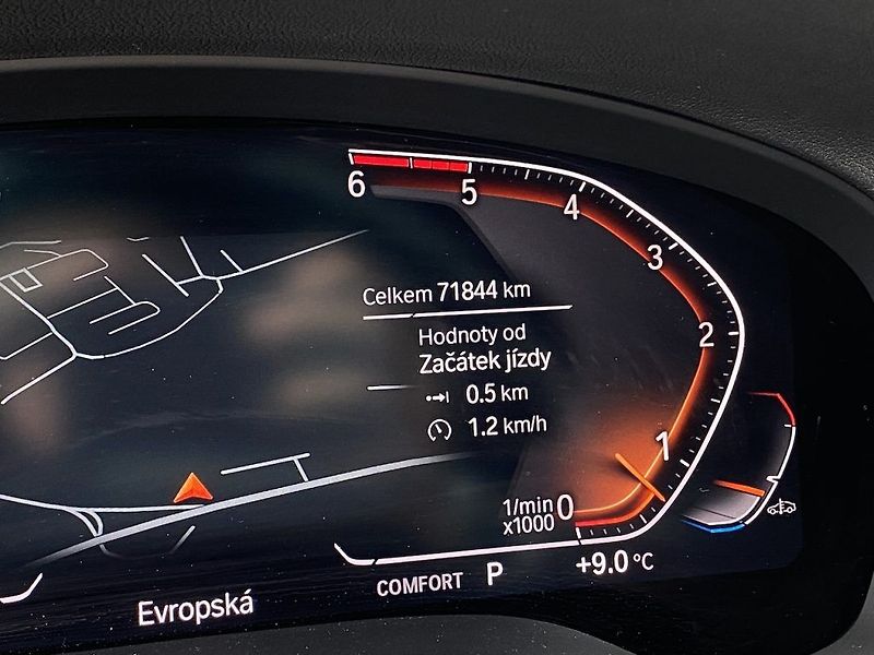 BMW X3 30D xDrive, automat, 2x kola - fotka 18 z 39