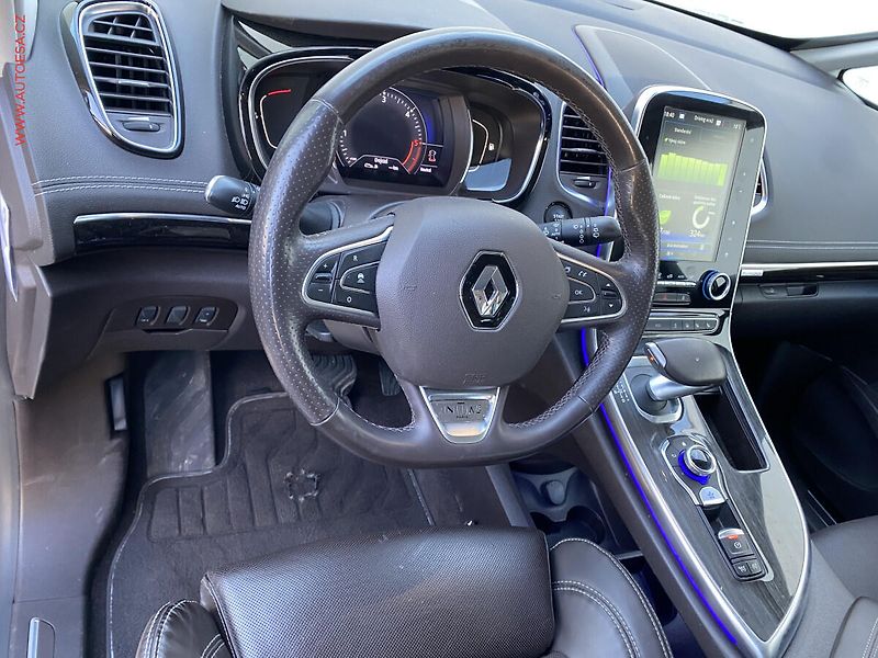 Renault Espace (2019) 2.0dCi, ČR, Initiale Paris - fotka 13 z 20