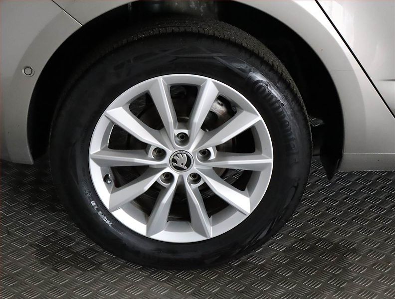 Škoda Octavia (2014) Elegance 2.0 TDI, Automat - fotka 15 z 20