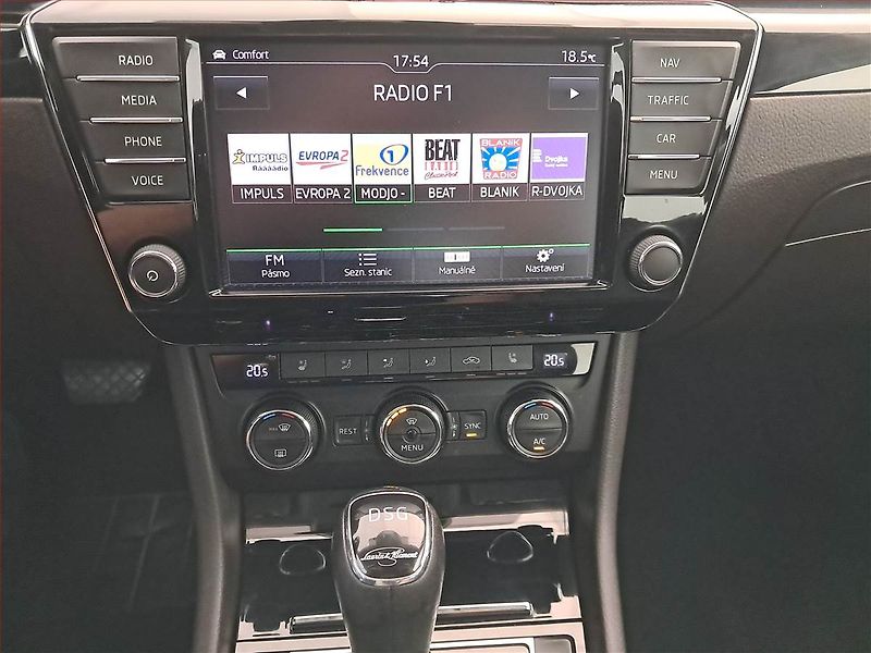 Škoda Superb (2016) 2.0 TDI, 4X4, Automat - fotka 12 z 18