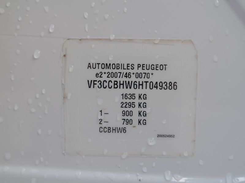 Peugeot 208 (2017) ČR 1.6HDI 55KW – SERVISKA - fotka 43 z 43