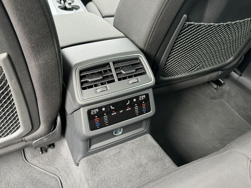 Audi A6 Audi A6 50TFSie 210kw quattro - fotka 47 z 59