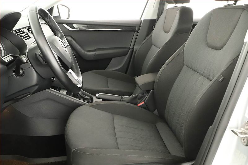Škoda Octavia (2018) 1.6 TDI, Automat, Serv.kniha - fotka 7 z 15