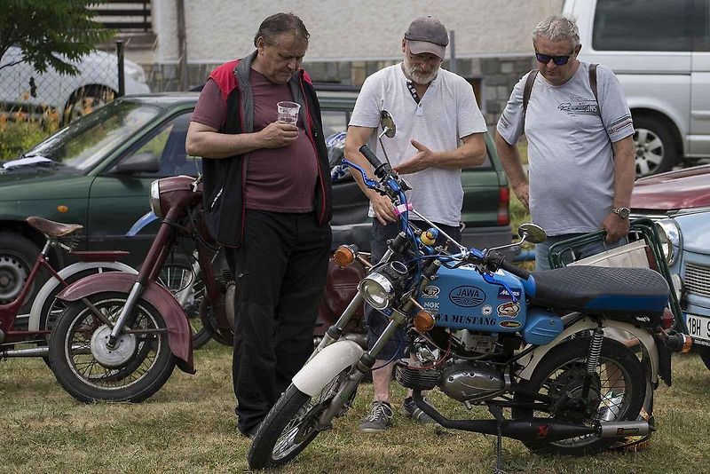 První červencová sobota byla v Rychtářově ve znamení mopedů. Moped rallye ho ovládla s čtyřiadvacátým ročníkem.