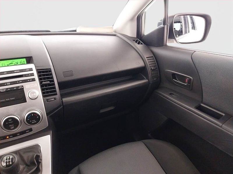 Mazda 5 (2007) 1.8, 7 míst, po STK, rezervace - fotka 8 z 19