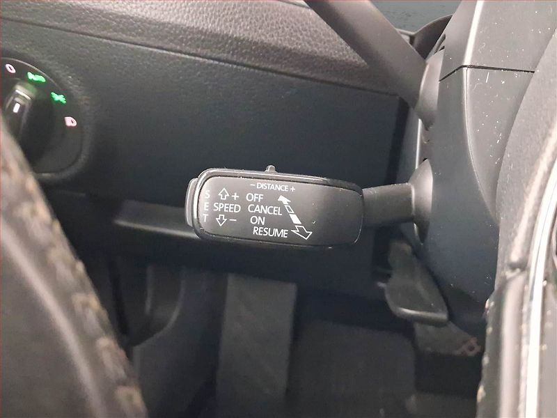 Škoda Superb (2021) 2.0 TDI, Automat, ČR,1.maj - fotka 26 z 31