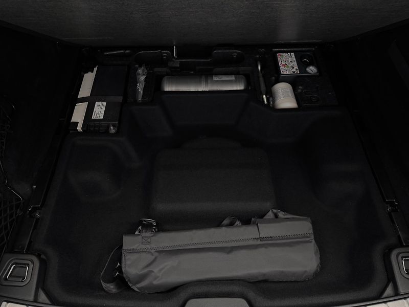 Volvo XC60 B4 AWD INSCRIPTION  - fotka 26 z 55